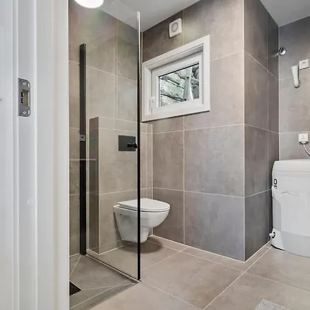 Premium Apartment
